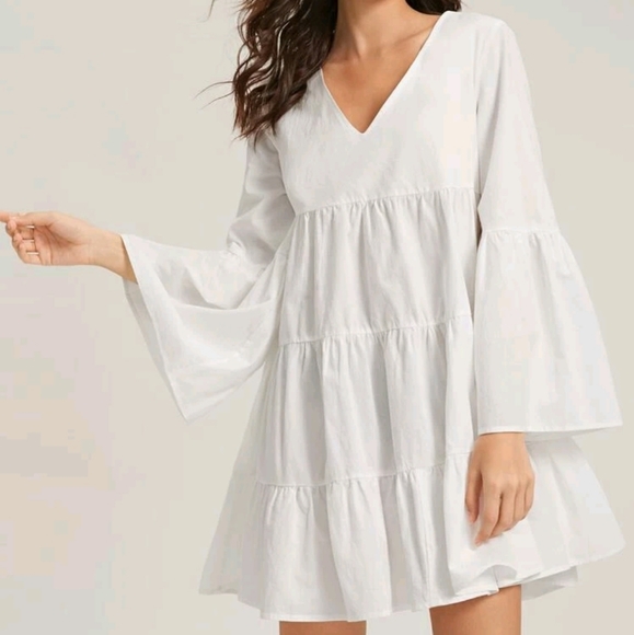 V-neck Bell sleeve stock dress - Picture 4 of 6
